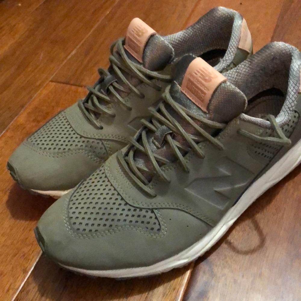 New Balance WRT96
